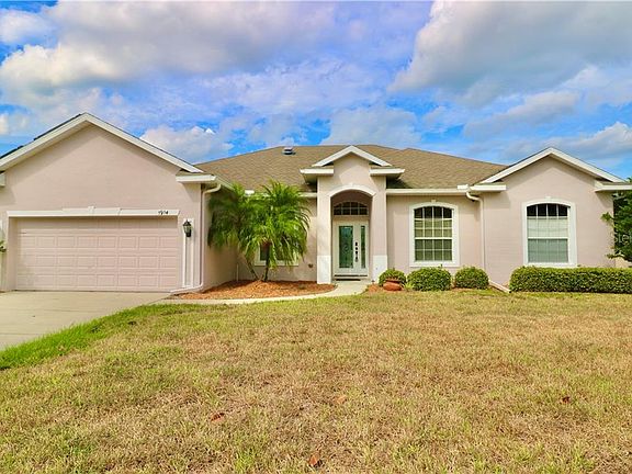2nd image of 1914 Sir Lancelot Cir