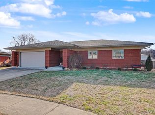 612 Ray Henry Way, Hillsboro, MO 63050