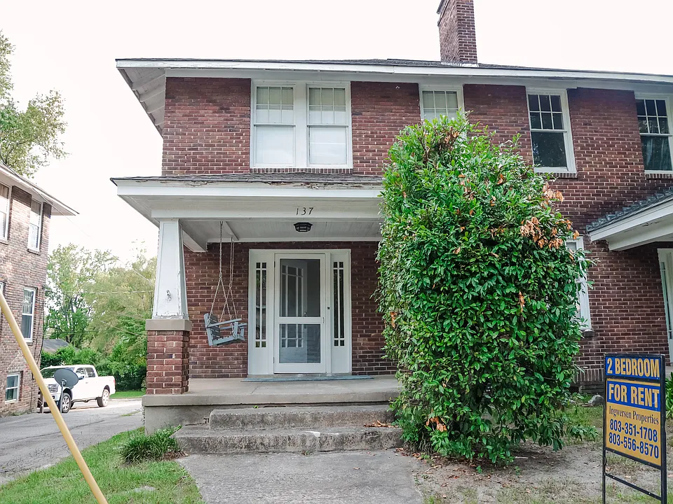137 S Pickens St