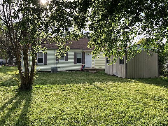 Back and storage building