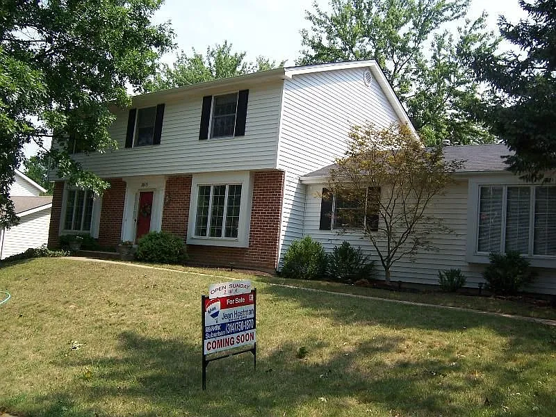 1815 Summer Lake Dr photo 1