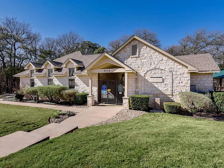 2129 Clear Lake Pl — Photo 37