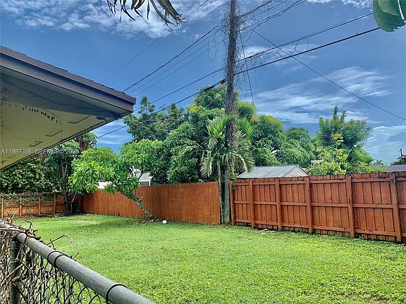 4th image of 9798 SW 158th St