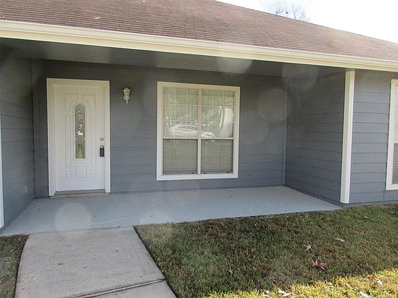 3rd image of 20995 Yukon Dr