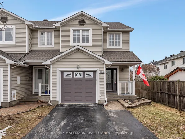 1614 Varennes Blvd, Ottawa, ON K4A 3Z8