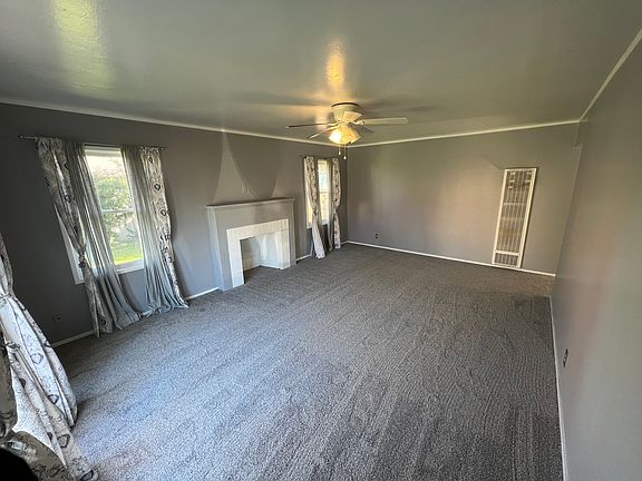 4th image of 626 Mariposa St