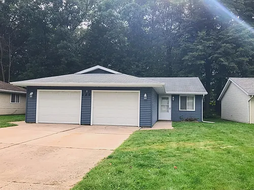 120 Shoshone Dr #B Photo 1