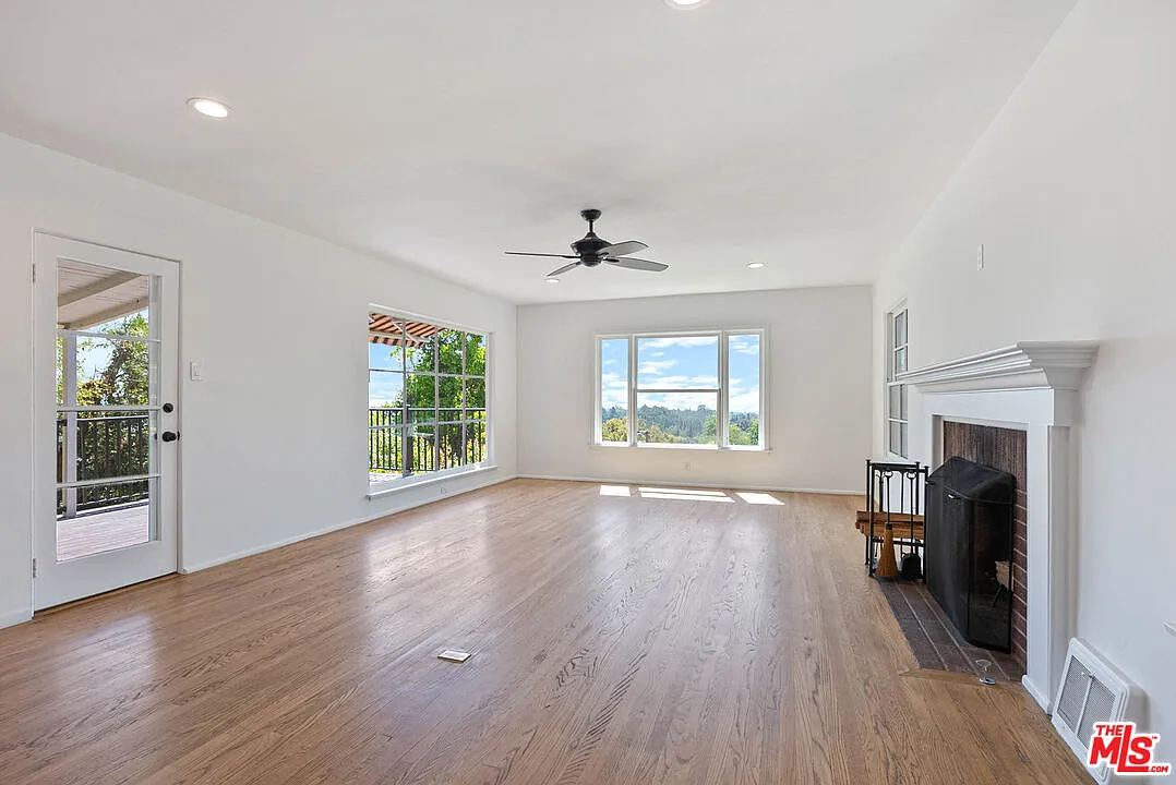 2 bed, 1.0 bath, 1196 sqft, $5,150 — Photo 4