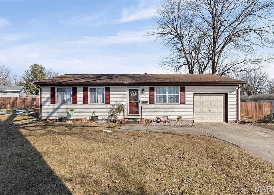 1st image of 706 Merlin Ct