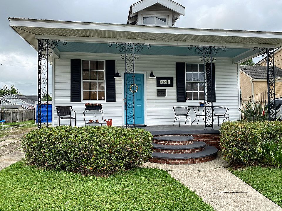 1st image of 3691 Clermont Dr