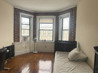 120 Hemenway St #7, Boston, MA 02115