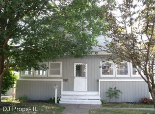 2317 28th St, Moline, IL 61265