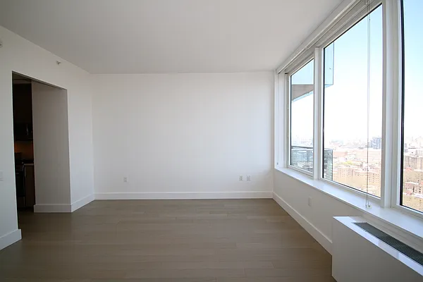 Rented by Red Apple Group | media 24