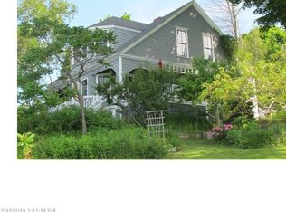 16 Fessenden Ave, Portland, ME 04106