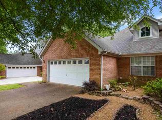 843 Timber Trace Dr, Cordova, TN 38018