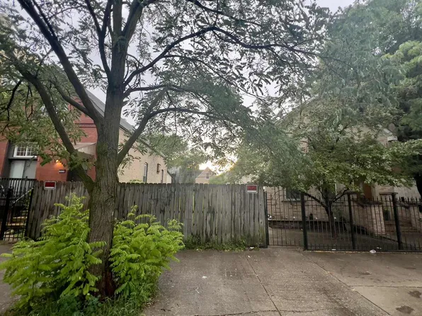 1118 N California Ave, Chicago, IL 60622