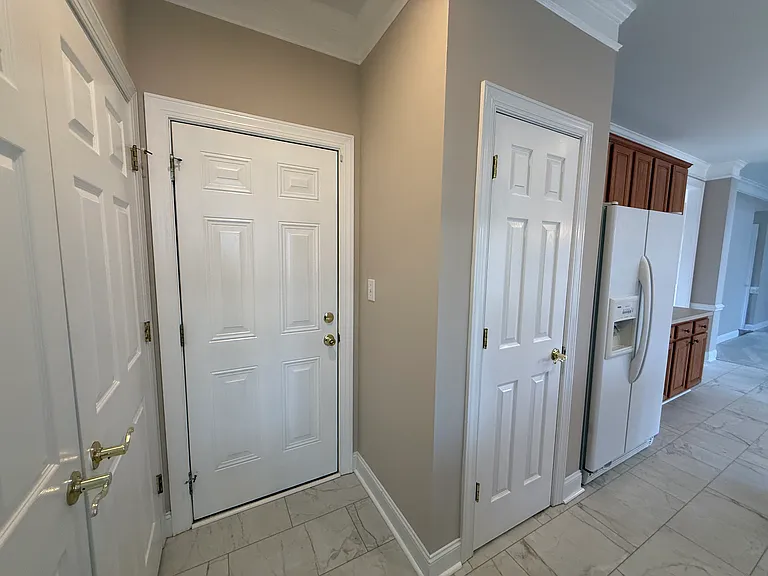 3993 N Lakeshore Rd — Photo 17