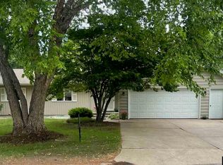 436 Glenview Ct, Le Sueur, MN 56058