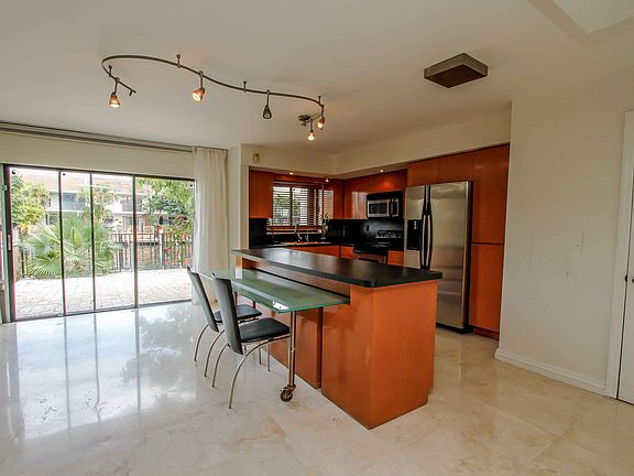 5th image of 16501 NE 26th Pl #26