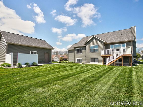 4th image of 6930 Groveside Dr