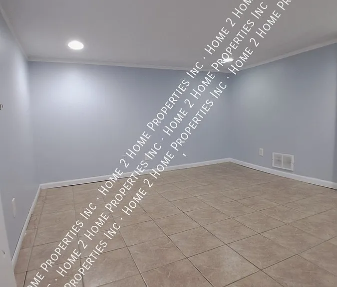 258 Detroit St — Photo 22