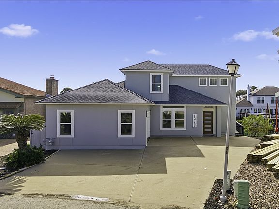 2nd image of 13745 Tajamar St