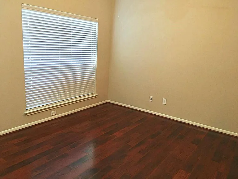 6343 Richland Hills Dr — Photo 2