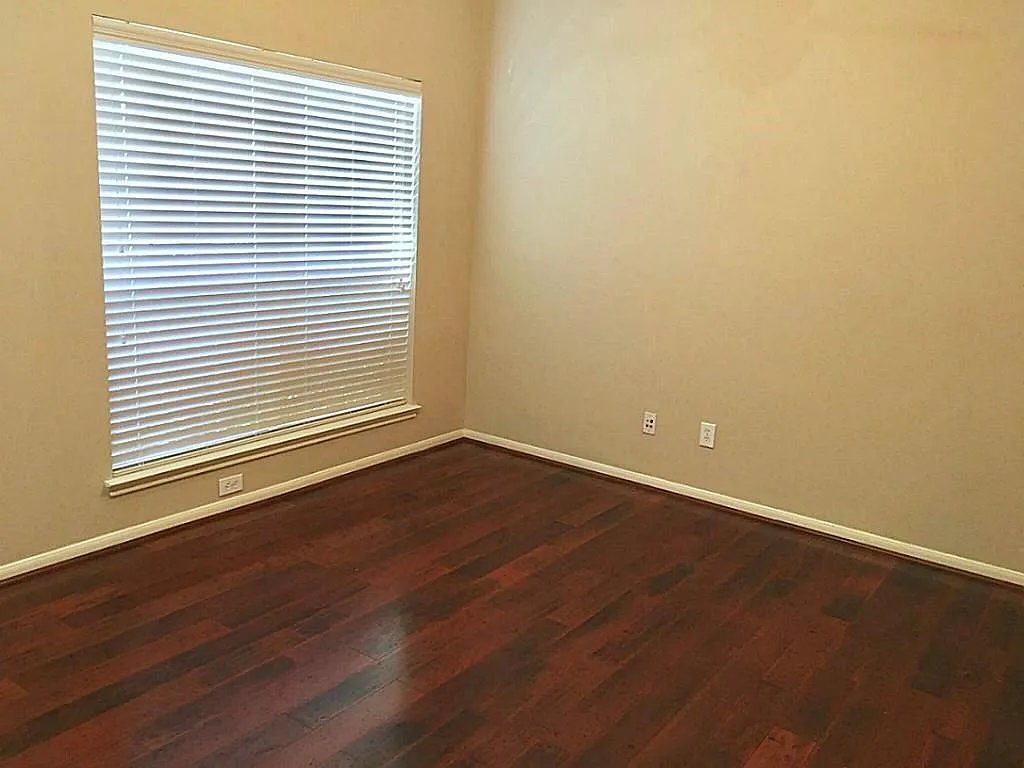 Building Photo - 6343 Richland Hills Dr