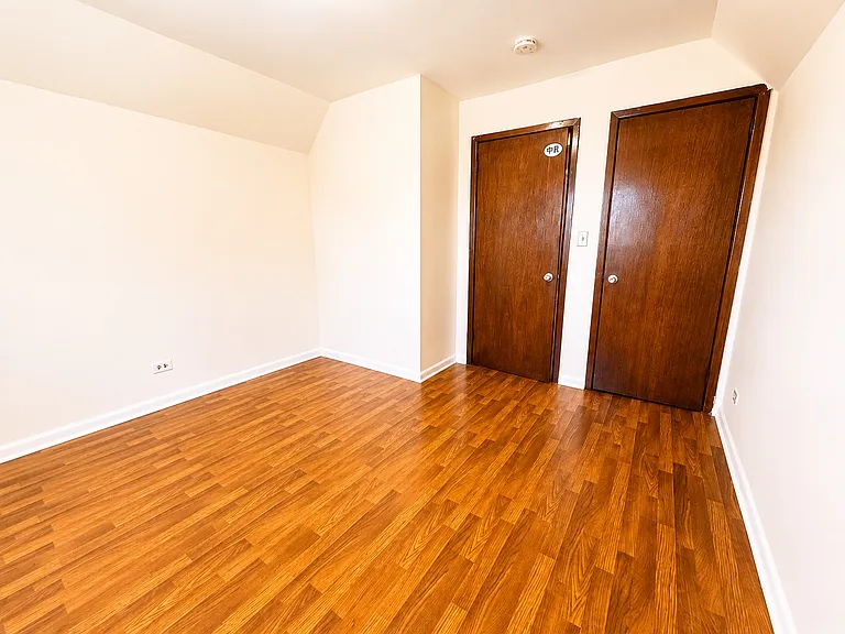 2150 82nd St #3 — Photo 9