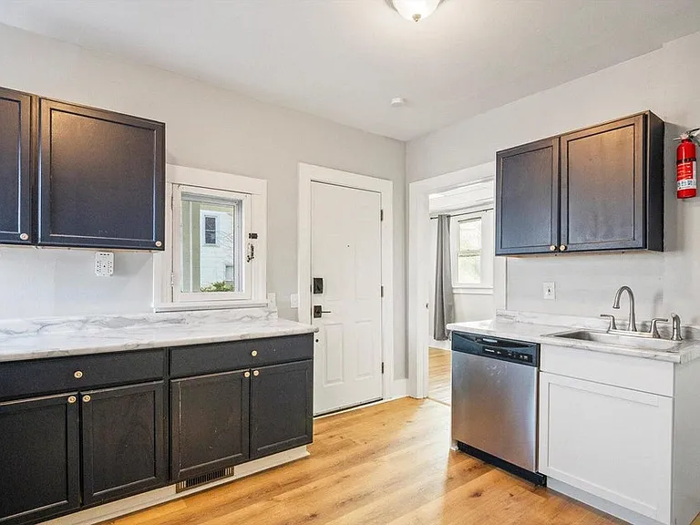 701 Washtenaw Ave #1 — Photo 6
