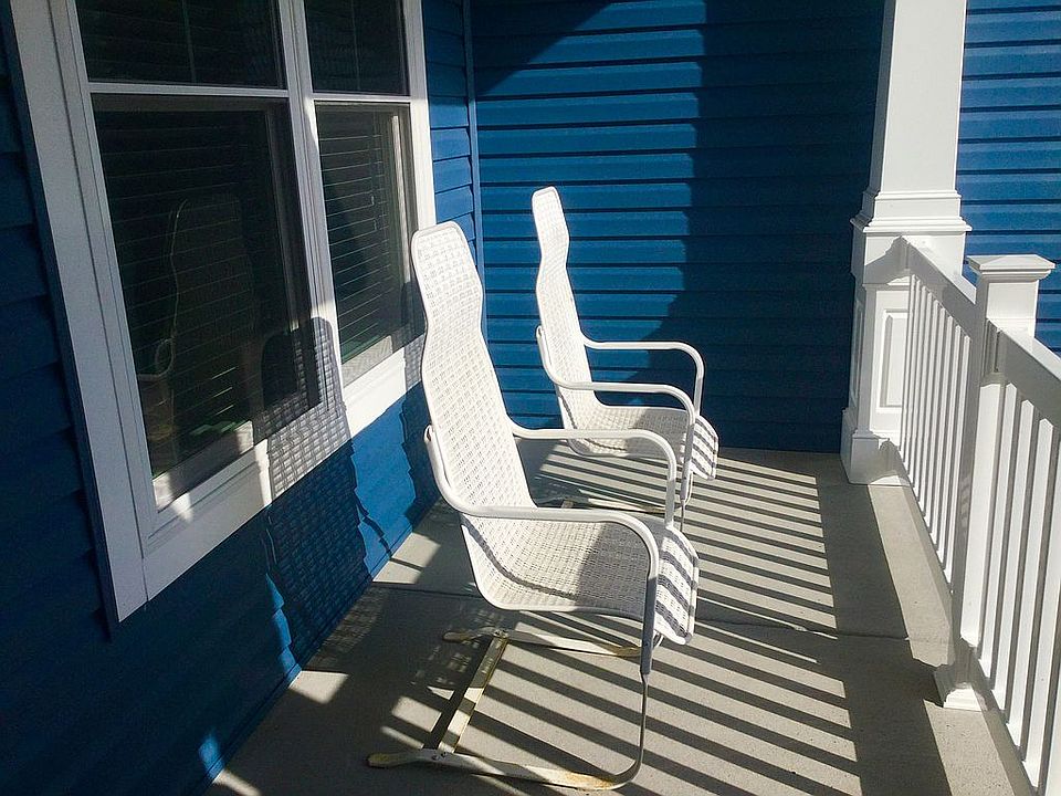 Front porch 