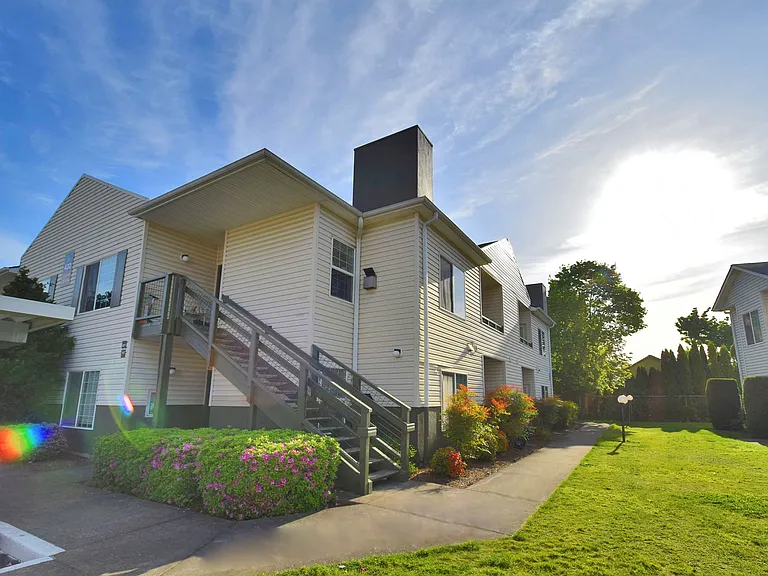 Fountain Valley Apartments — Photo 15
