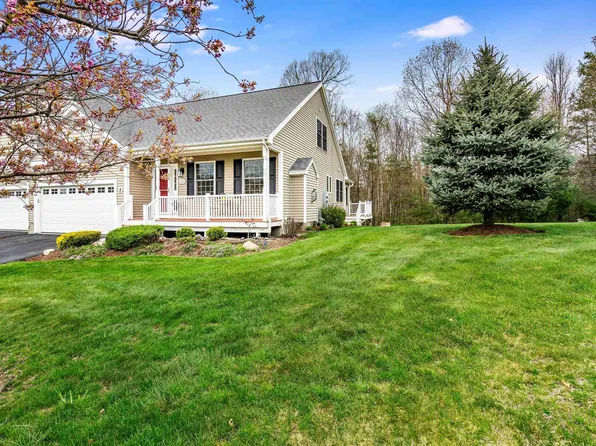 4 Northern Avenue, Litchfield, NH 03052