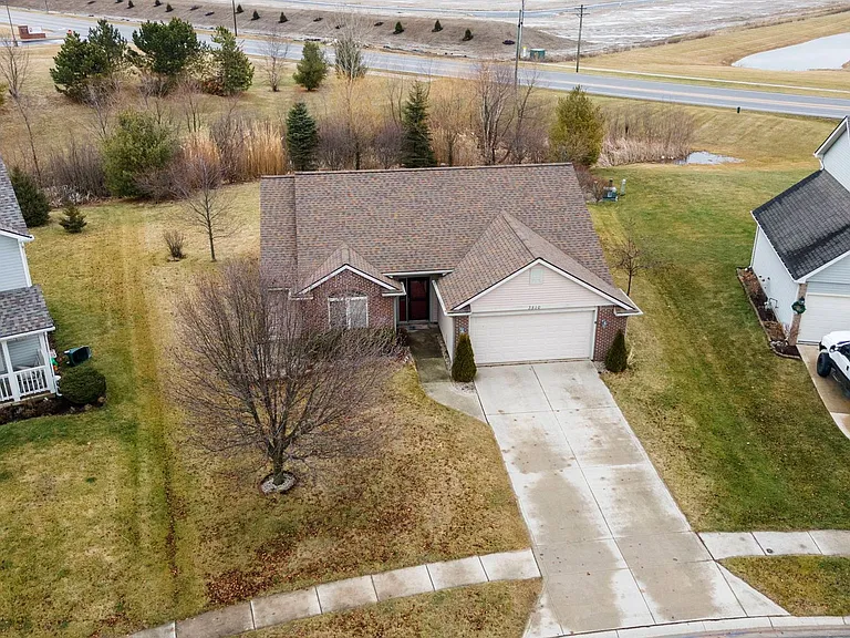 3510 Flowing Brook Dr — Photo 7