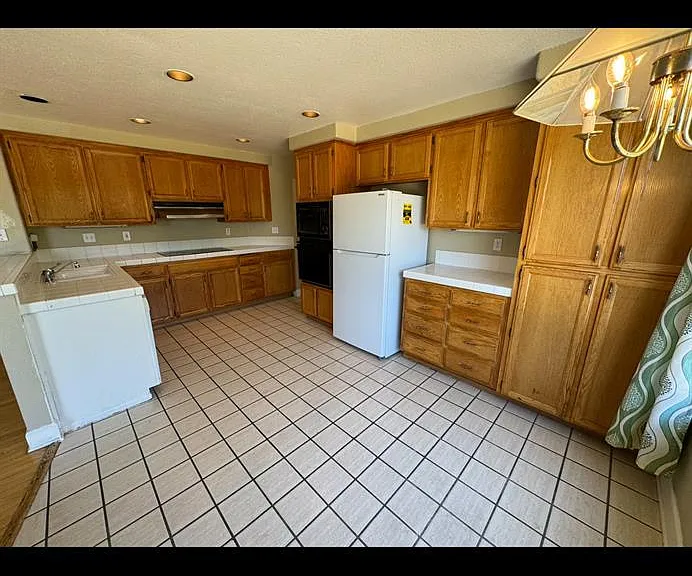 4009 Pillsbury Ct — Photo 9
