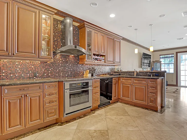 149 Harbors Way — Photo 3