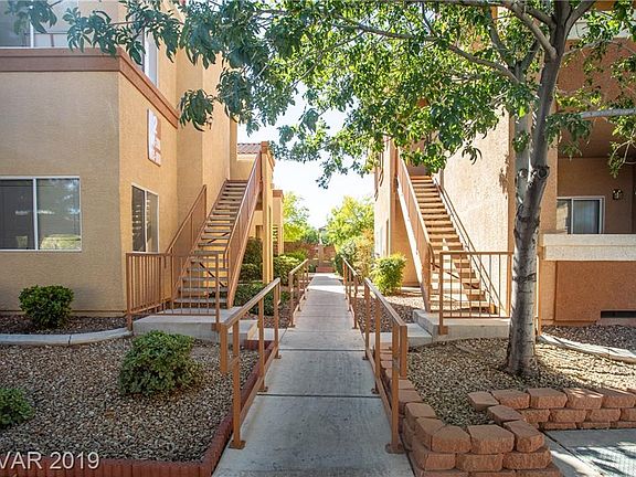 4th image of 1050 E Cactus Ave Unit 1004