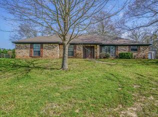2100 Rocking B Ranch Rd, Longview, TX 75604
