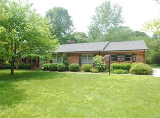 210 Valley Stream Rd, Statesville, NC 28677