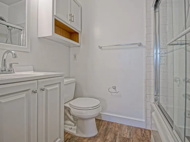 2404 Sebald Ave — Photo 26