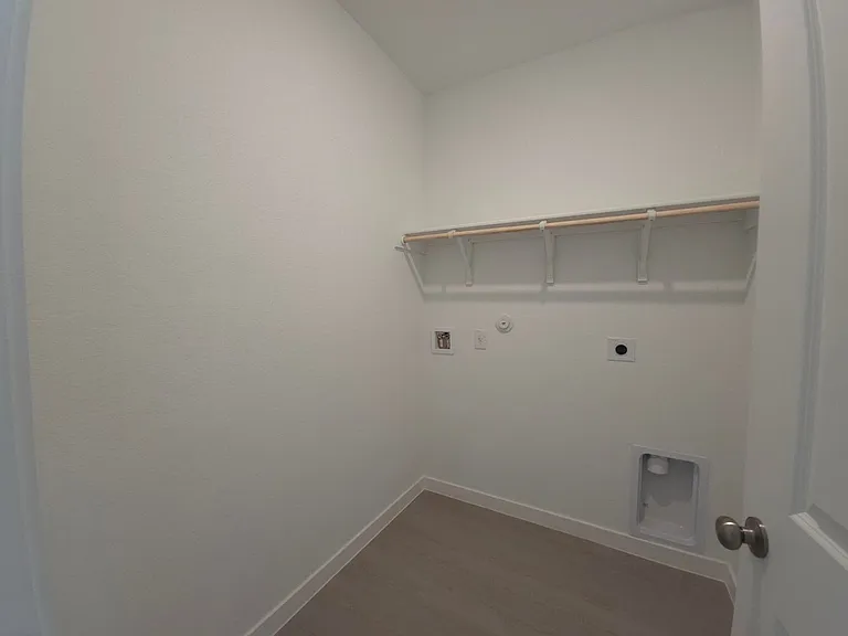247 Juanita Way — Photo 10