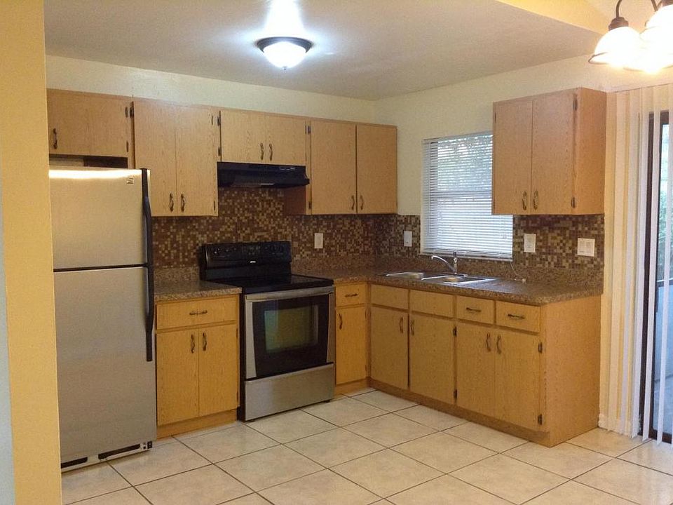 1st image of 743 Lucaya Dr