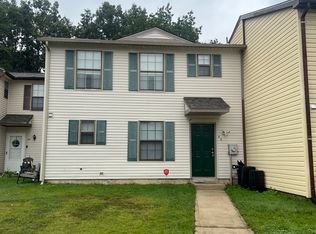 46 Hampshire Rd, Sicklerville, NJ 08081