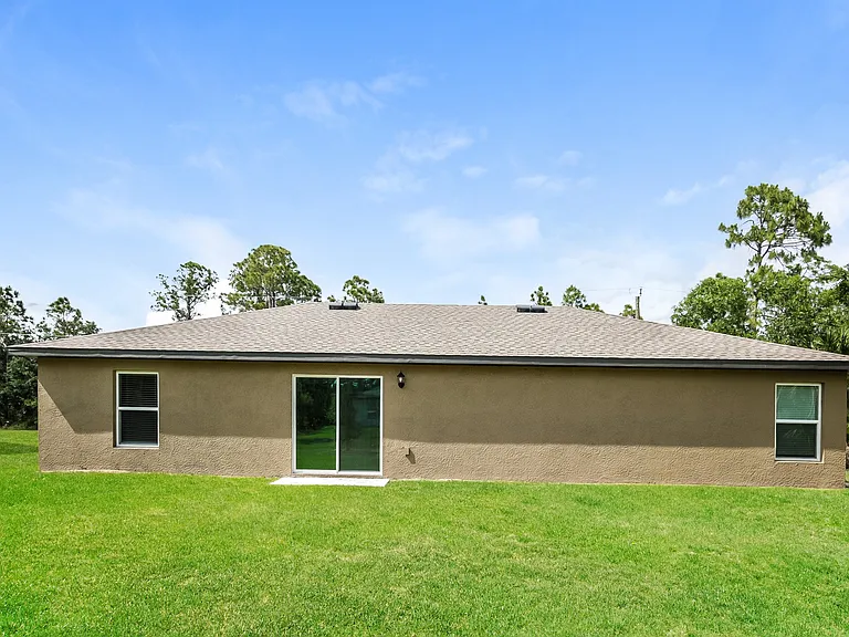 5725 Centro Ave — Photo 16