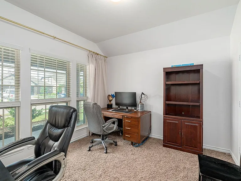 3136 Overlook Dr — Photo 12