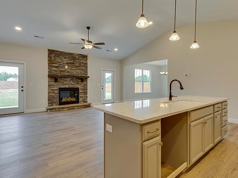 108 Walters Way — Photo 4