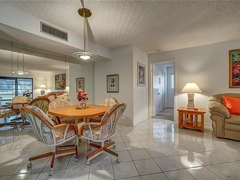 15469 Lakes Of Delray Blvd #102 — Photo 5