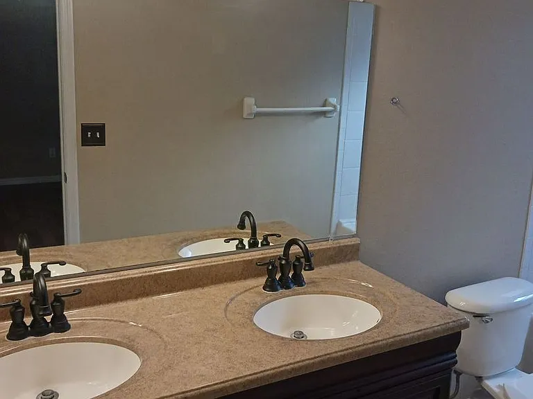 4617 Newbourne Way — Photo 22