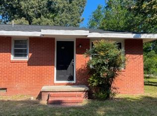 334 Rhew St, Fayetteville, NC 28303