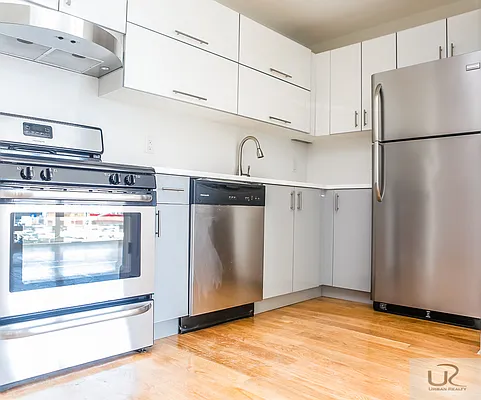 Rented by Urban Realty NYC | media 26